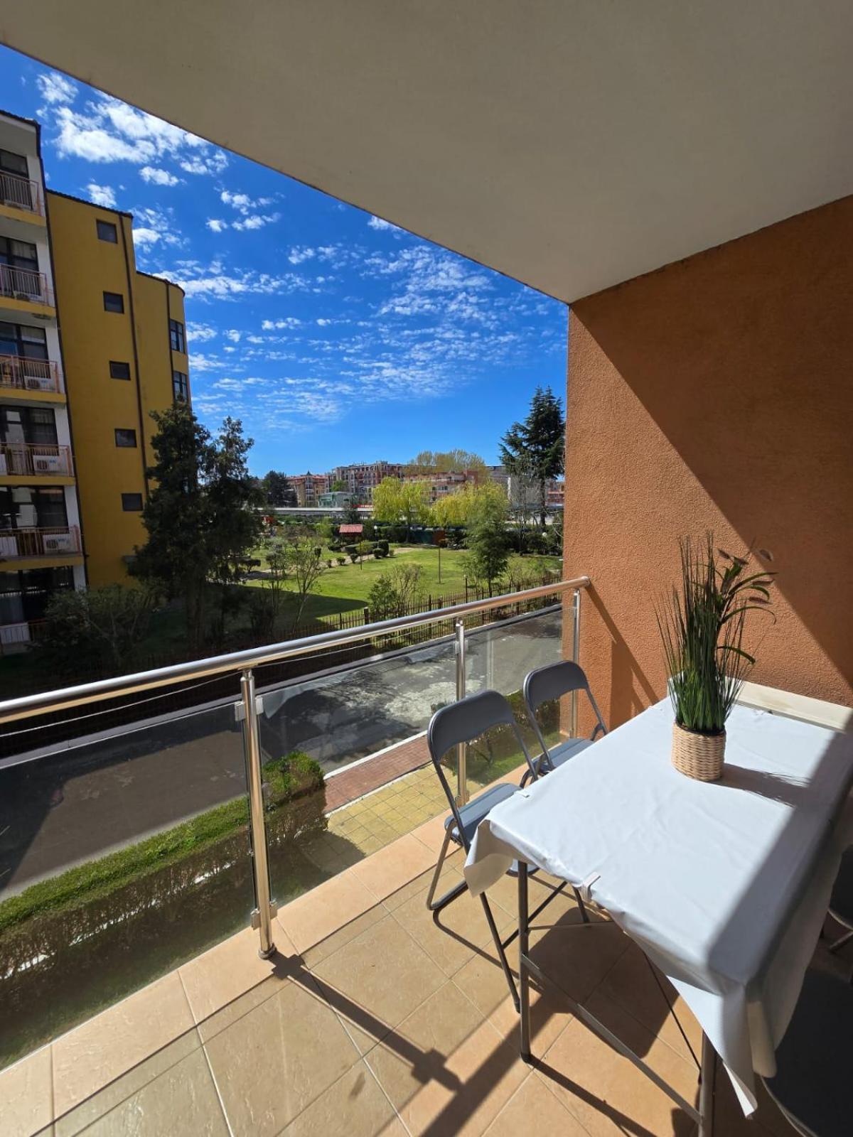 Apartment In Trakia Plaza Slăntjev Brjag Exteriör bild